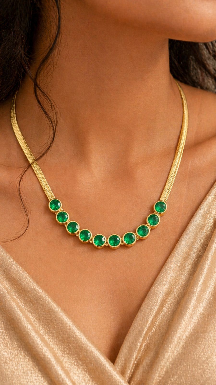 vintage Emerald Green Necklace